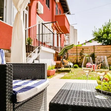 Apartman David,stan S Vrtom דירה